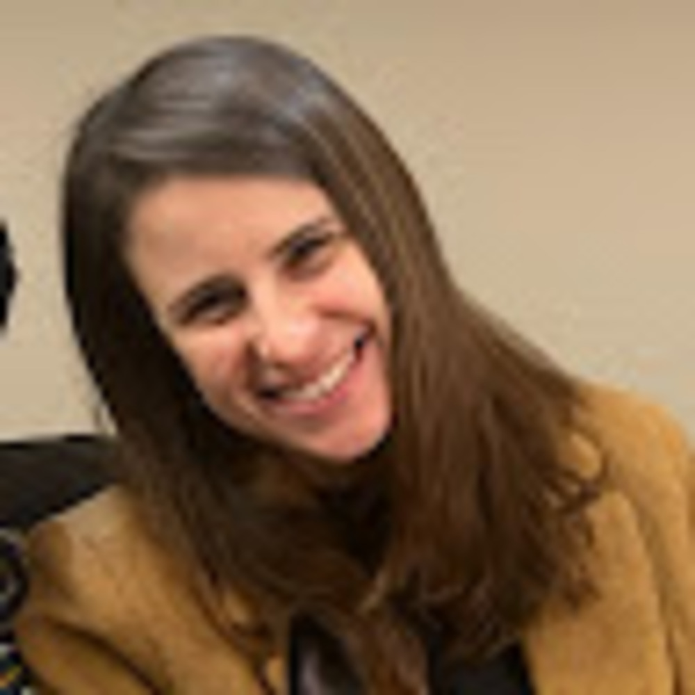 Meet your Posher, Lacy